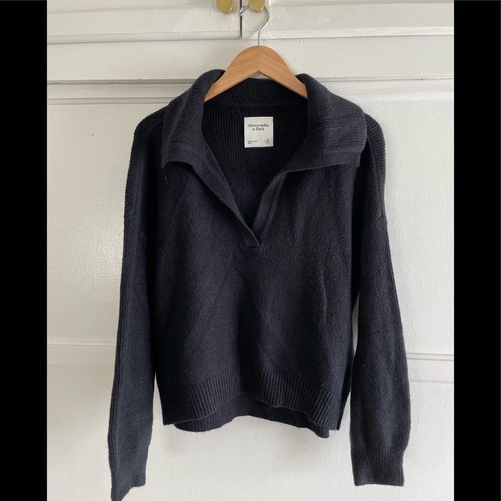 A&F Notch Neck Sweater Polo